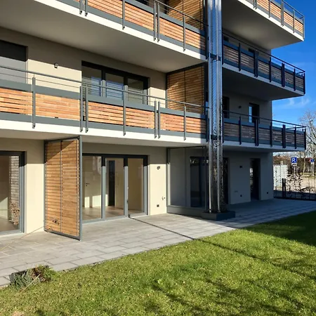 Apartment Aparthome Near Munich Airport *