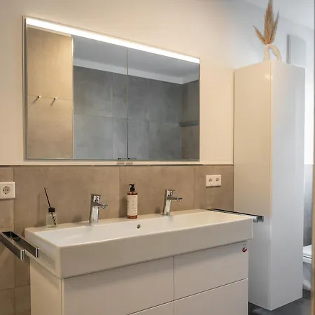 Apartment Aparthome Eching Deluxe Near Munich Airport